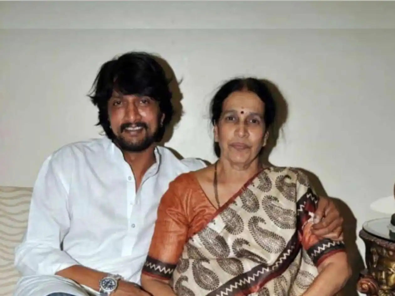 Kichcha Sudeep Saroja Sanjeev