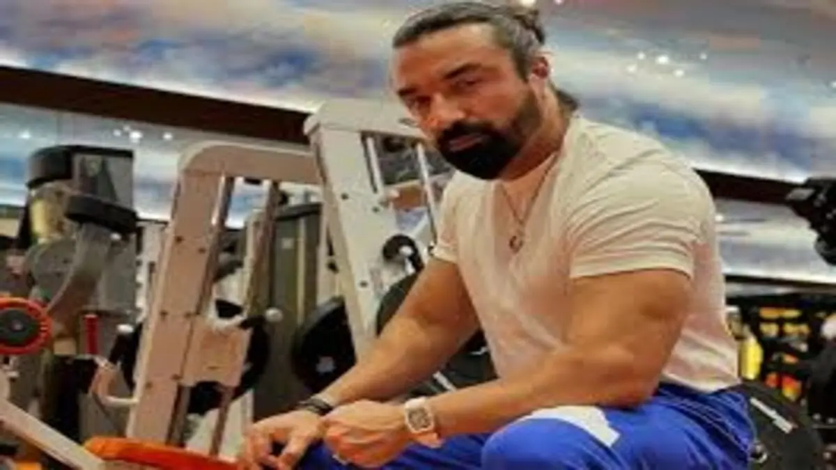 Ajaz Khan