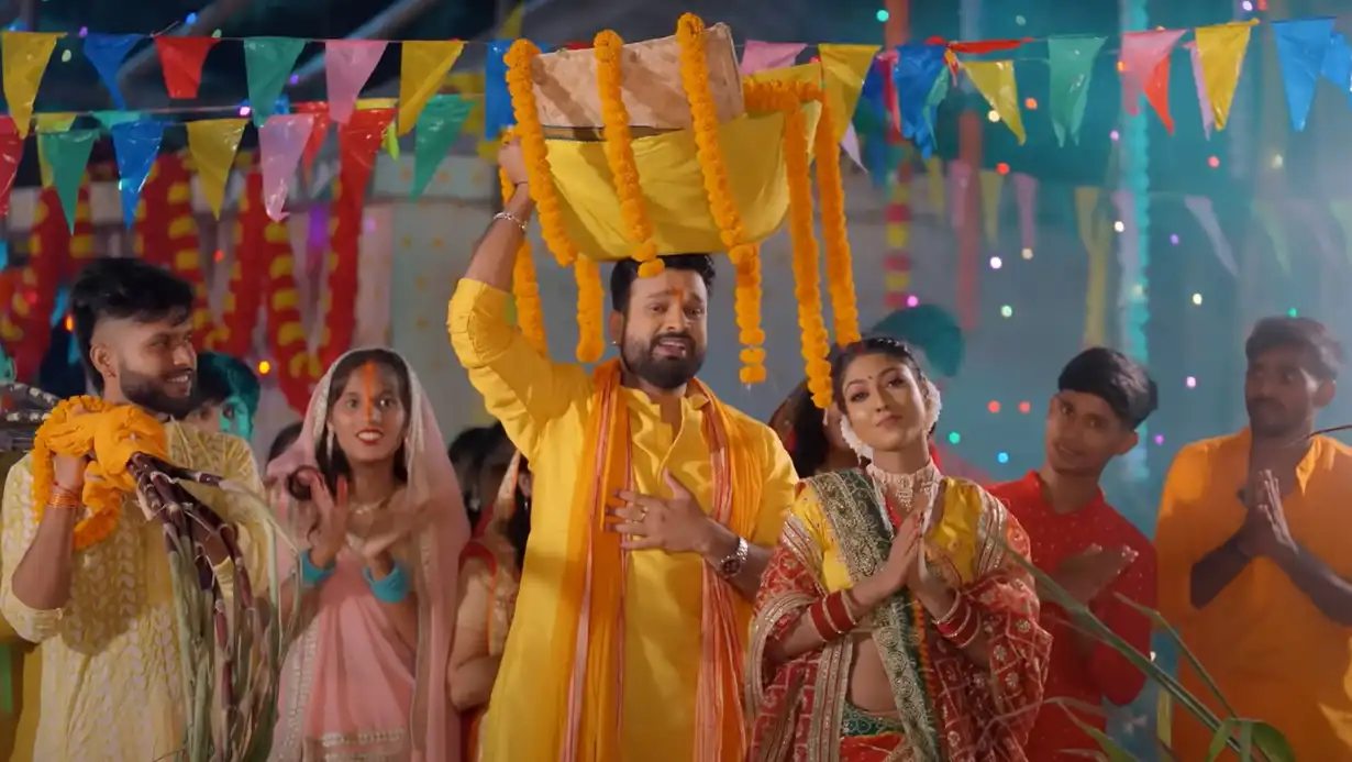 Ritesh Pandey And Priyanka Singh's Chhath Puja Special Song Chal Chhathi Ghate Ho