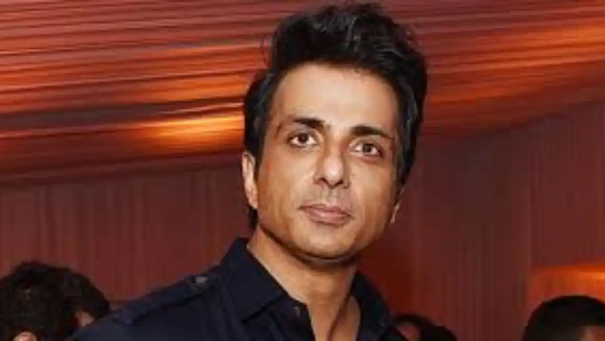 Sonu Sood Rejected The Offer Of Cm And Deputy Cm