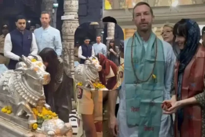 Coldplay Singer Chris Martin Seeks Divine Blessings With Girlfriend Dakota Johnson At Mumbai