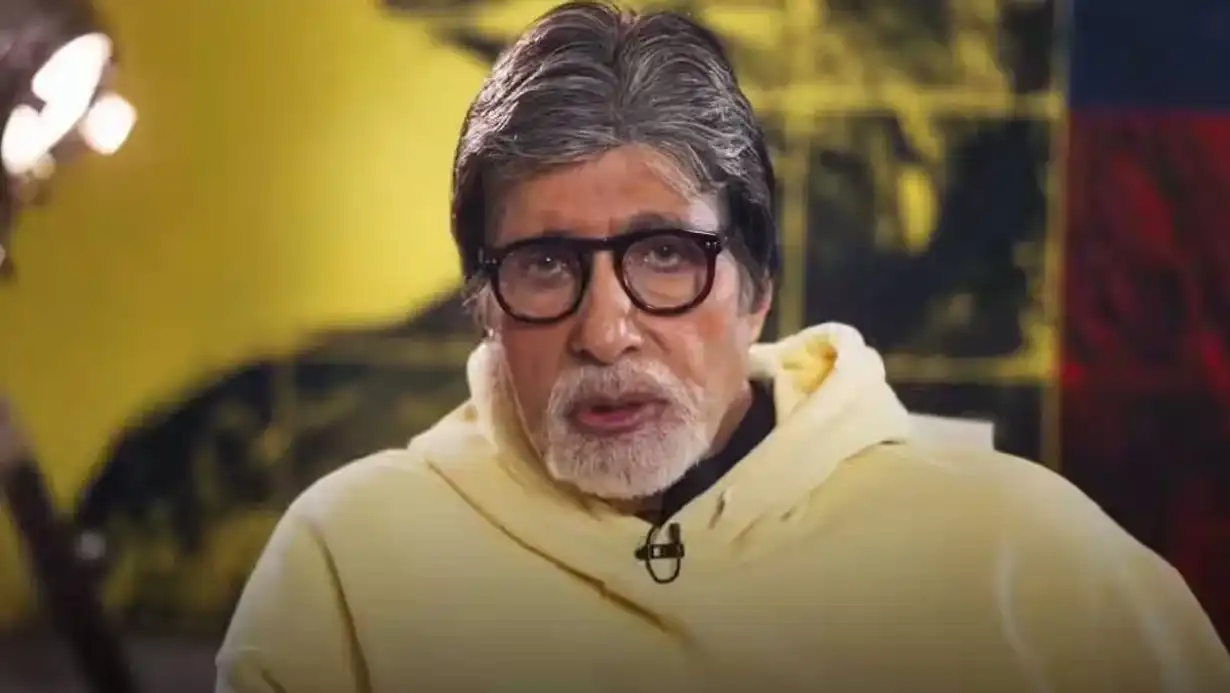 Amitabh Bachchan's Late Night Post Sparks Concern Among Fans